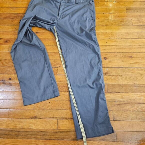 Nike Golf 40 x 32 Gray Dri-Fit Tour Performance  Flat Front Dress Pants - Picture 4 of 8